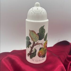 Portmeirion Pomona Sugar Shaker featuring the "Teinton Squash Pear" motif.